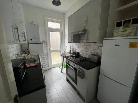 1 Bed Flat, Norbury Court Road, SW16 - Photo 5