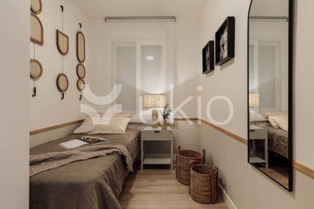 4 room luxury Apartment for rent in Barcelona, Catalonia - Photo 2