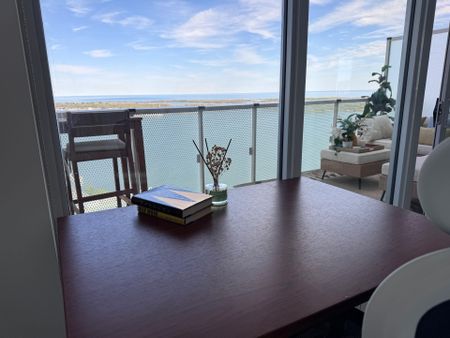 For Lease - 15 Queens Quay Unit# 3401, Toronto, Ontario - Photo 5