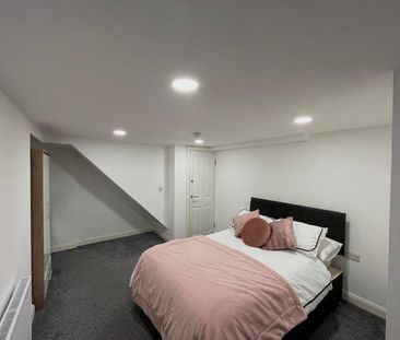Room in a Shared House, Randolph Street, LS13 - Photo 5