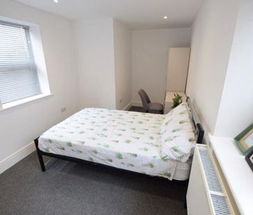 10 bedroom house to rent - Photo 5