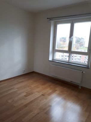 Lilla Marconigatan, Västra Frölunda - Photo 1