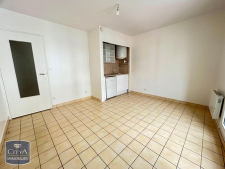 Location Appartement 1 pièce 20m² TOURS 37000 - Photo 2