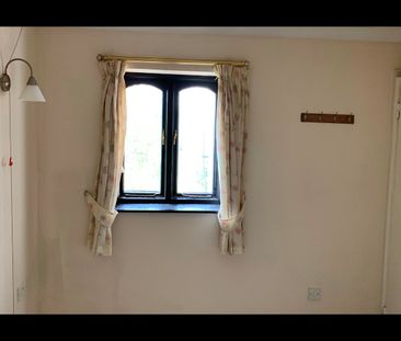 1 Bed Flat, Lake House, SO15 - Photo 4