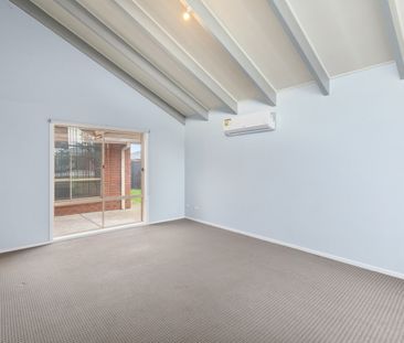 Presentable 2 bedroom unit with outdoor space and carport - Photo 6