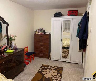 Plesman Way, Wallington, Surrey, SM6 - Photo 4