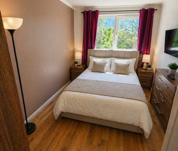 Room in a Shared House, Ericcson Close, SW18 - Photo 5