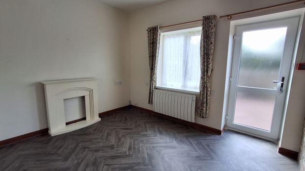 Tannery Lane, Sleaford, Folkingham - Photo 1