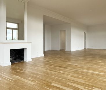 Appartement • Saint James-Général Koenig - Photo 5