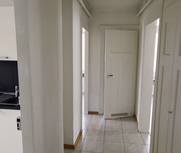 Appartement de 3 pièces avec balcon 2ème étage sans ascenseur - Photo 2