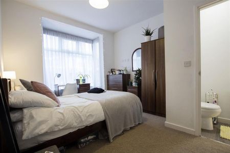 6 bedroom house to rent - Photo 5