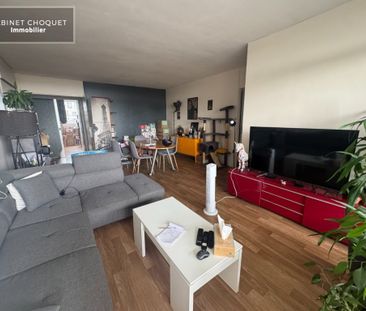 Location Appartement 4 pièces 98m² CROIX 59170 - Photo 1