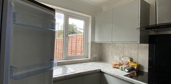 5 bedroom house share to rent - Photo 2