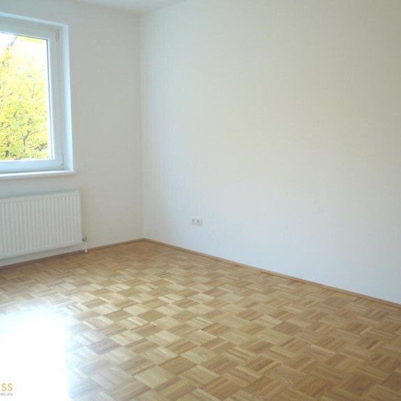 10 Minuten vor Wien! Gepflegte 3 Zimmer Wohnung mit Loggia in Grünruhelage! RESERVIERT! - Foto 1