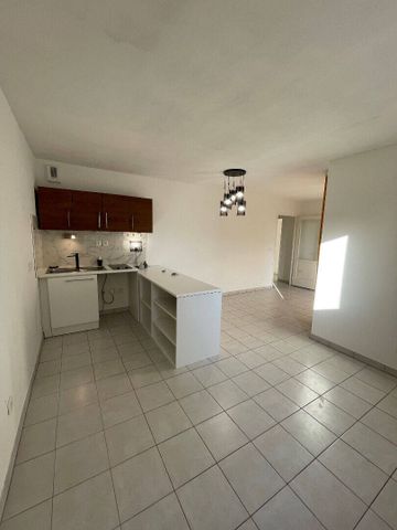 Location appartement 2 pièces 47.71 m² à La Seyne-sur-Mer (83500) - Photo 2