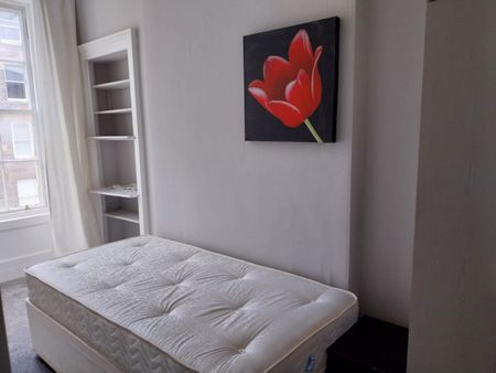 4 Bed Flat, Clerk Street, EH8 - Photo 5