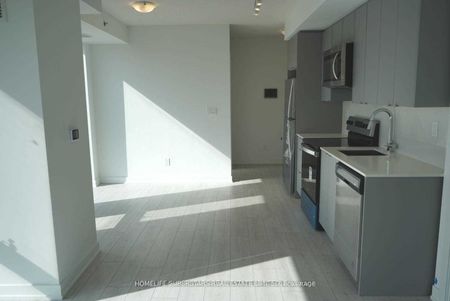 For Lease - 3200 Dakota common Road Unit# B513, Burlington, Ontario - Photo 4