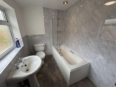 4 bedroom house to rent - Photo 5