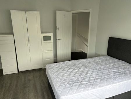 Wades Road, Filton - Photo 2