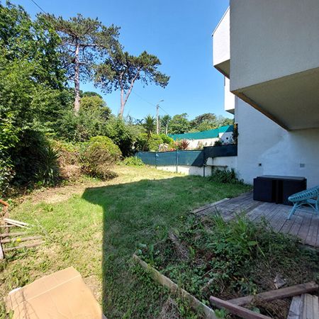 RARE - APPARTEMENT T2 AVEC JARDIN - SAINT-MARC - Photo 2