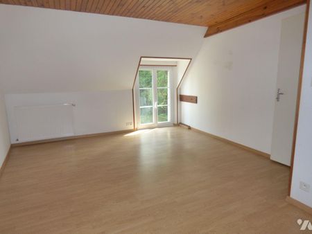 Maison d'habitation en pierre et masse sous ardoises, comprenant : Au rez-de-chaussée : salon ... - Photo 4