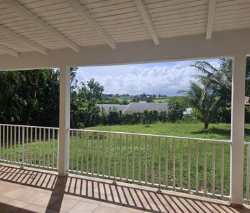 Location Maison 4 pièces 90m² BAIE MAHAULT 97122 - Photo 6