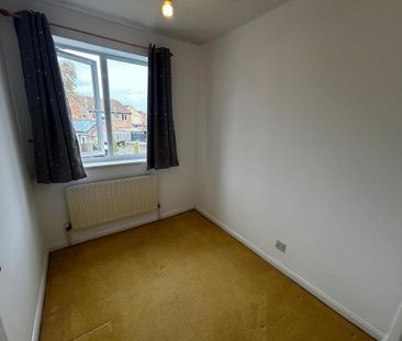 2 bedroom semi-detached house to rent - Photo 4