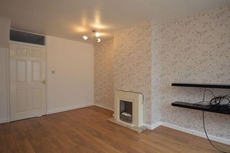 2 bedroom detached house to rent - Photo 2
