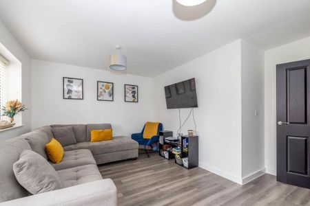 3 bedroom terraced house to rent - Photo 5