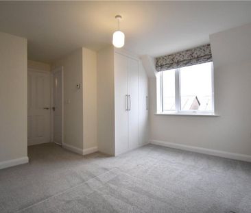 4 bedroom detached house to rent - Photo 5