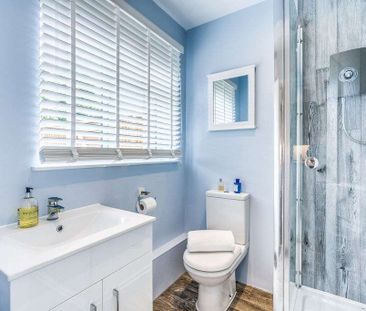 A Well Designed Property Room 3 - Oak - Photo 6