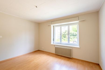 Preiswerte 5.5-Zi. Wohnung im 1. OG - Photo 3