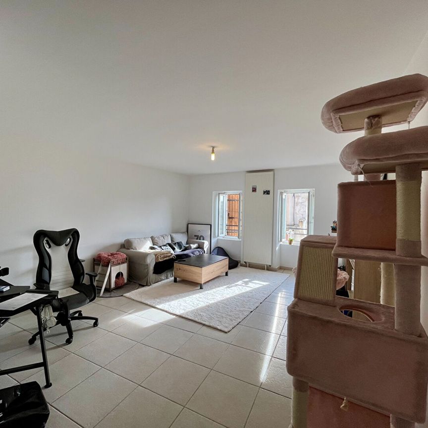 Location Appartement 4 pièces 94m² - Photo 1