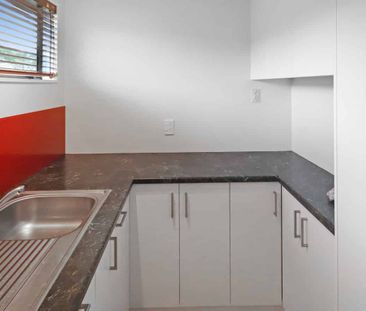 2 Bedroom Unit - Brown Owl - Photo 3