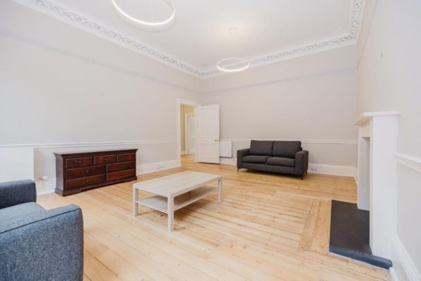 5 bedroom flat to rent - Photo 1