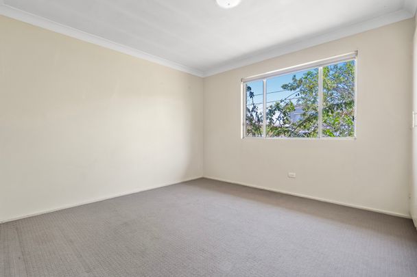 1/20 Beatrice Street, Greenslopes QLD 4120 - Apartment For Rent | Domain - Photo 1