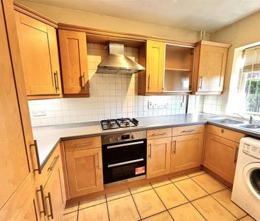 2 bedroom terraced house to rent - Photo 6