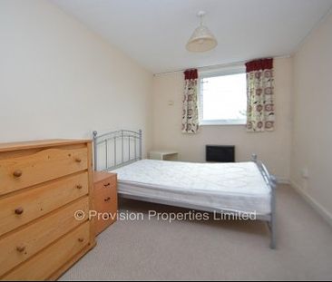 1 Bedroom Apartments in Leeds - Photo 2