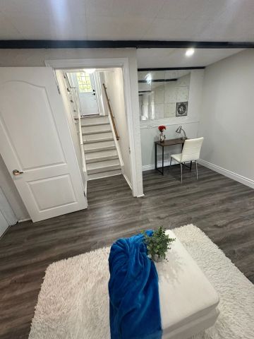 For Lease - 608 Thornwood Avenue, Burlington, Ontario - Photo 5