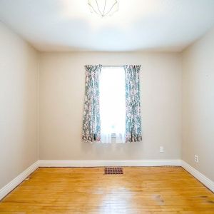 For Lease - 130 Leland Street Unit# 1st Floor Room, Hamilton, Ontario - Photo 2