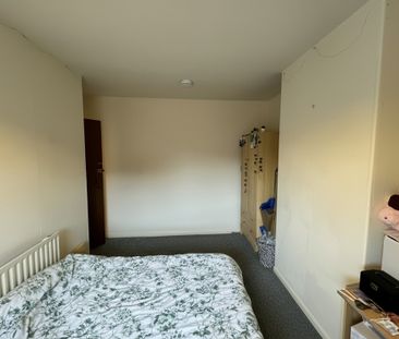 Cromer Street, Burton Stone Lane - P1178 - Photo 6