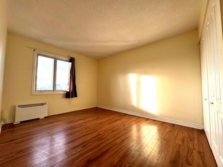 For Lease - 158 Mcarthur Avenue Unit# 1704, Vanier and Kingsview Park, Ontario - Photo 5