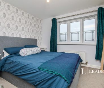 2 bedroom semi-detached house to rent - Photo 5