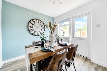 Malta Road, Deepcut, Camberley, Surrey, GU16 - Photo 3