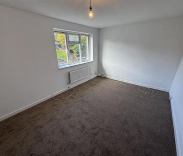 2 bedroom semi-detached house to rent - Photo 2