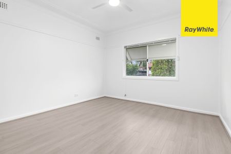 MODERN COMFORT MEETS CLASSIC CHARM - Photo 4