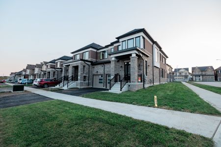 For Lease - 45 Tamworth Terrace, Barrie, Ontario - Photo 4