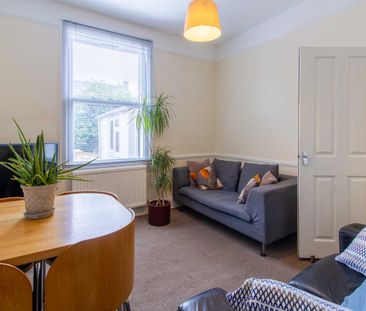 Room 1 - Photo 2