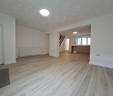 2 bedroom ground floor maisonette to rent - Photo 1