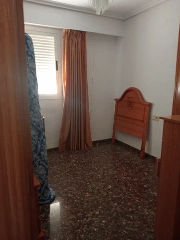 Piso de alquiler en Avinguda D'amado Granell Mesado, 15, Mont-Olivet - Photo 4